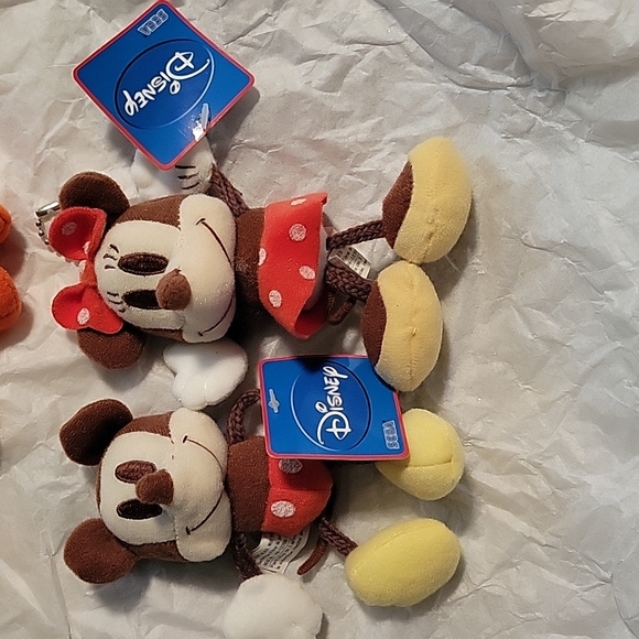 Disney Sega floppy Keychain Complete Set of 5 Characters - Picture 3 of 9